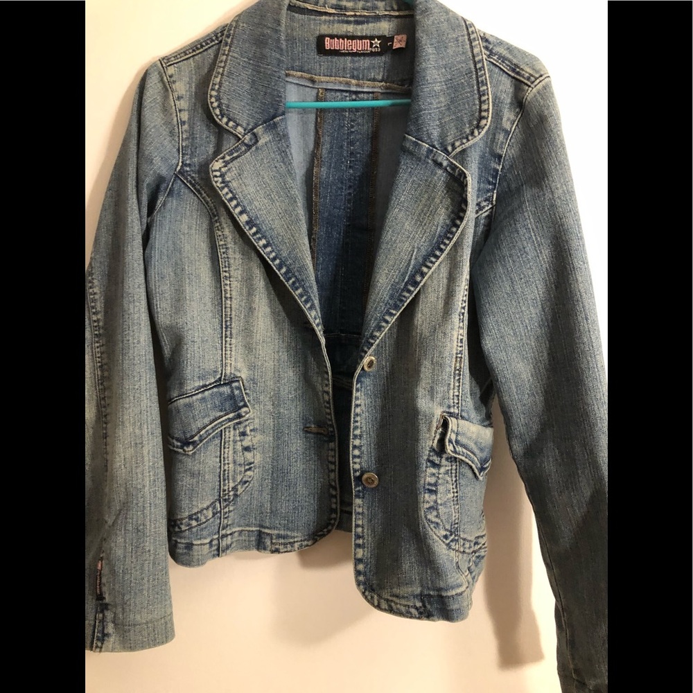 3/$20 SELECT OUTERWEAR Jean jacket
